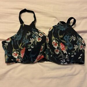 Cacique full coverage back smoothing bra size 36DDD